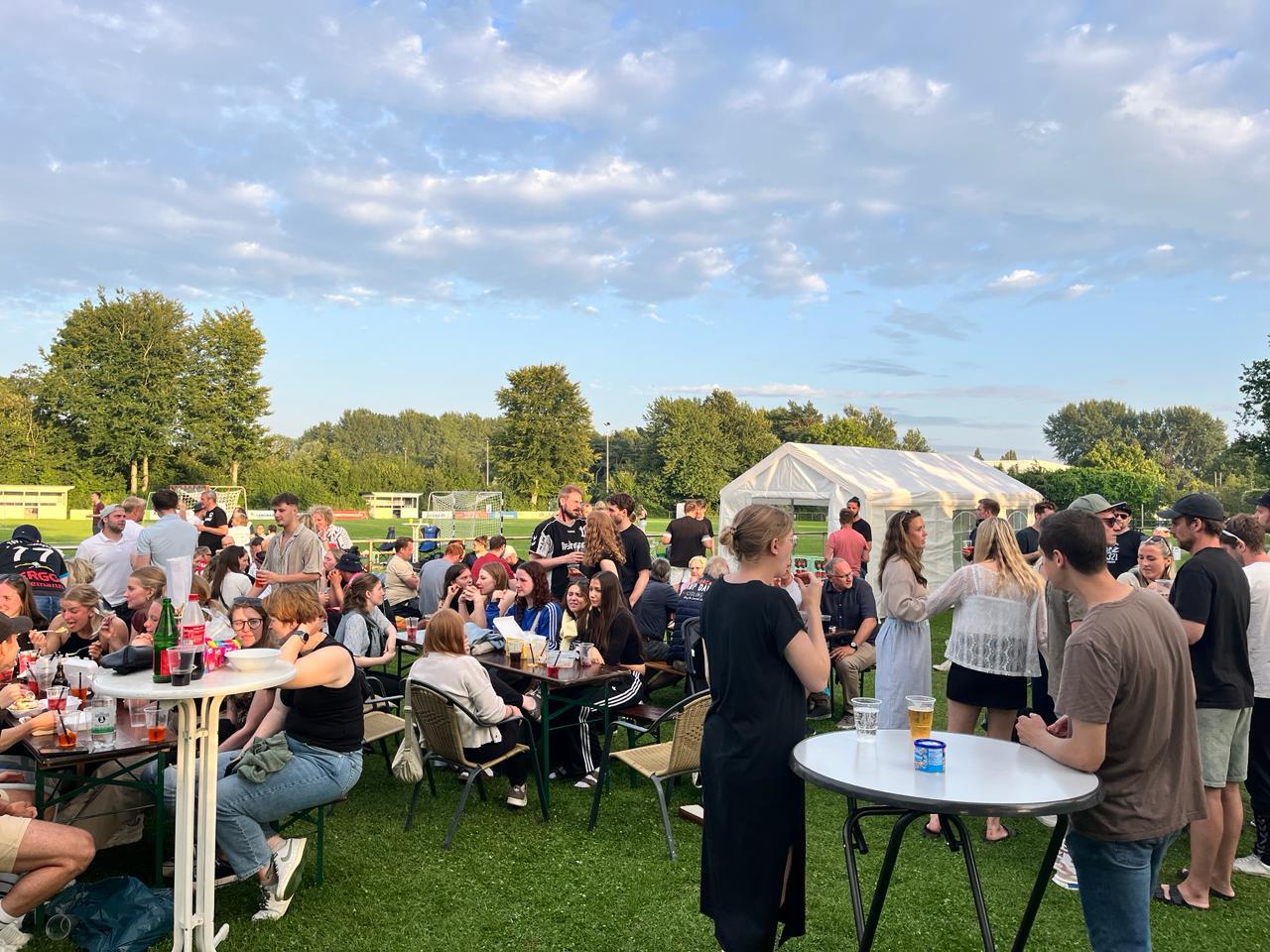 Abend auf dem Gelände